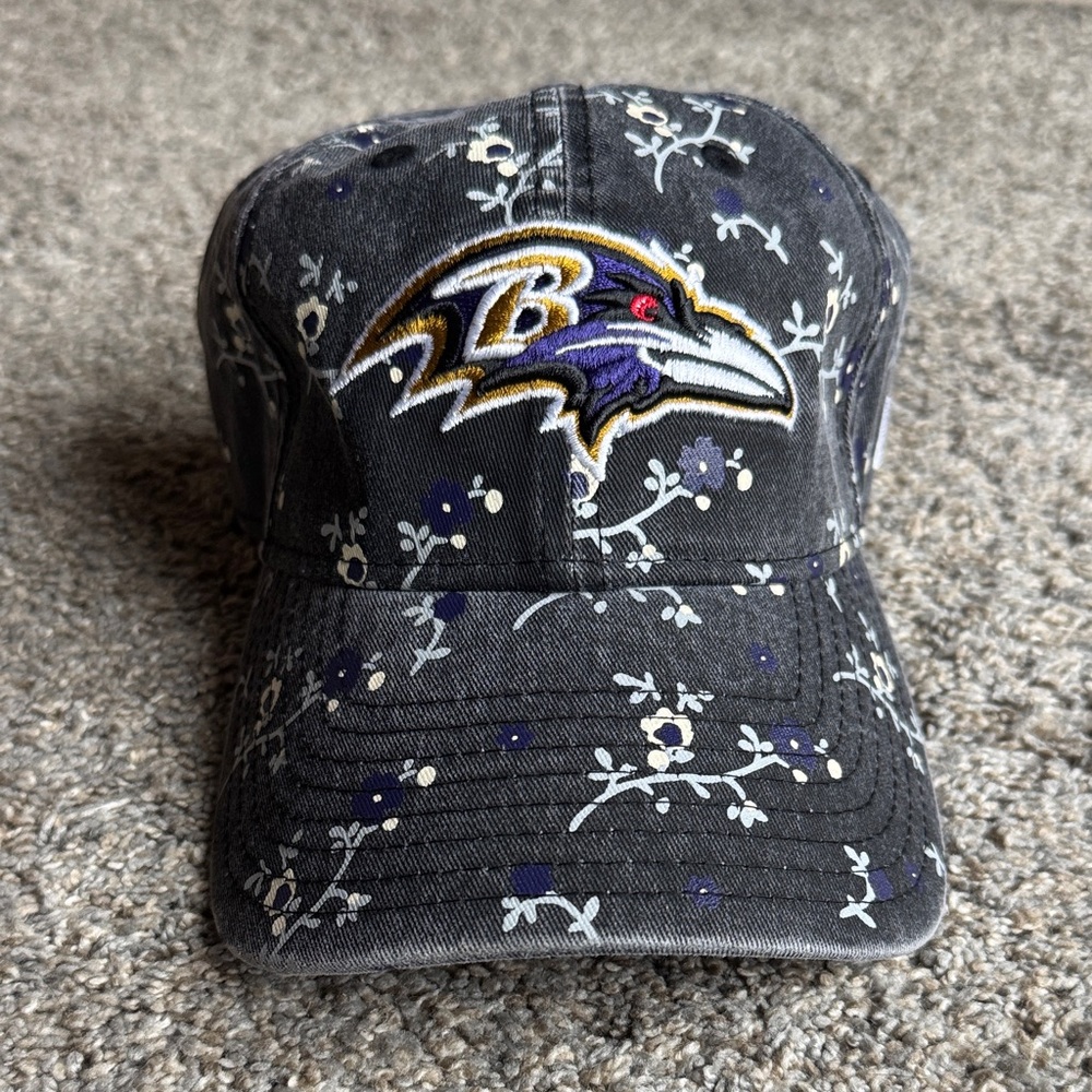 Baltimore Ravens Women’s floral baseball hat
